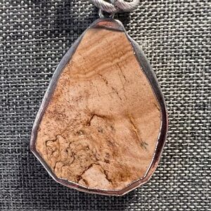 Elegant Jasper Stone Pendant Necklace